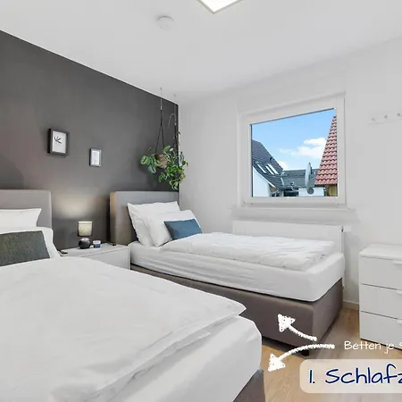 1-6 Personen - Parkplatz - Terrasse - Kueche - Wlan - Balkon Appartement Haßloch
